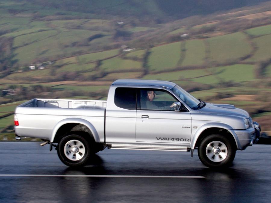  Mitsubishi L200 Club Cab Warrior 2005 года  (фото 4 из 4)